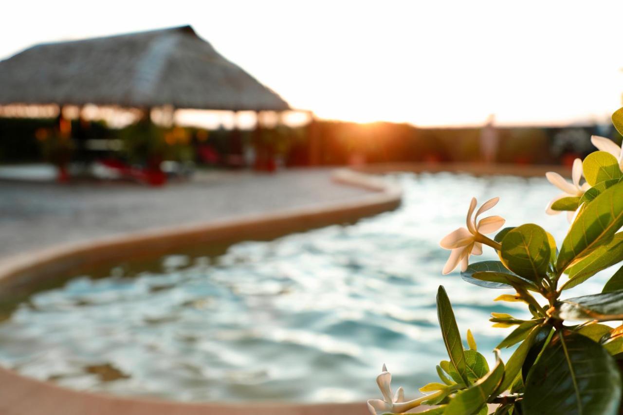 Superbe Bord De Mer, Acces Lagon Et Piscine Privee Paea ภายนอก รูปภาพ